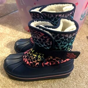 Children’s place snow boots